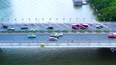 海印大桥广州城市交通车流视频的预览图